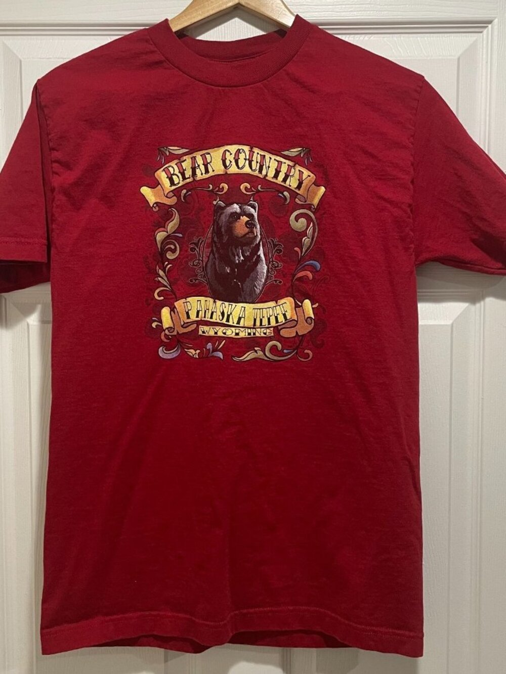Vintage Bear Country Wyoming Graphic T-Shirt Size M Men's Red Pahaska Tepee Tee